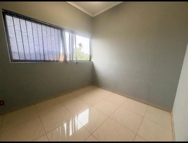 BUSINESS PROPERTY TO RENT IN LAUDIUM